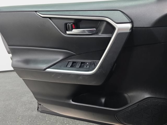 Certified 2022 Toyota RAV4 XLE w/ Convenience Package AWD/4WD image 22