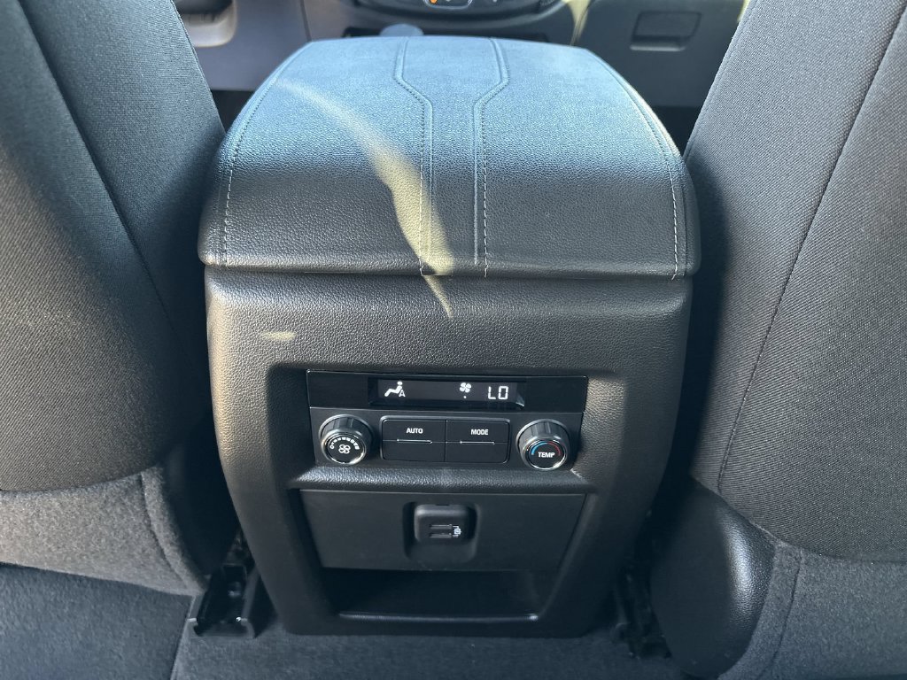 Certified 2023 Chevrolet Traverse LT FWD image 26