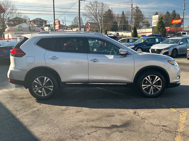 Used 2017 Nissan Rogue SL image 7