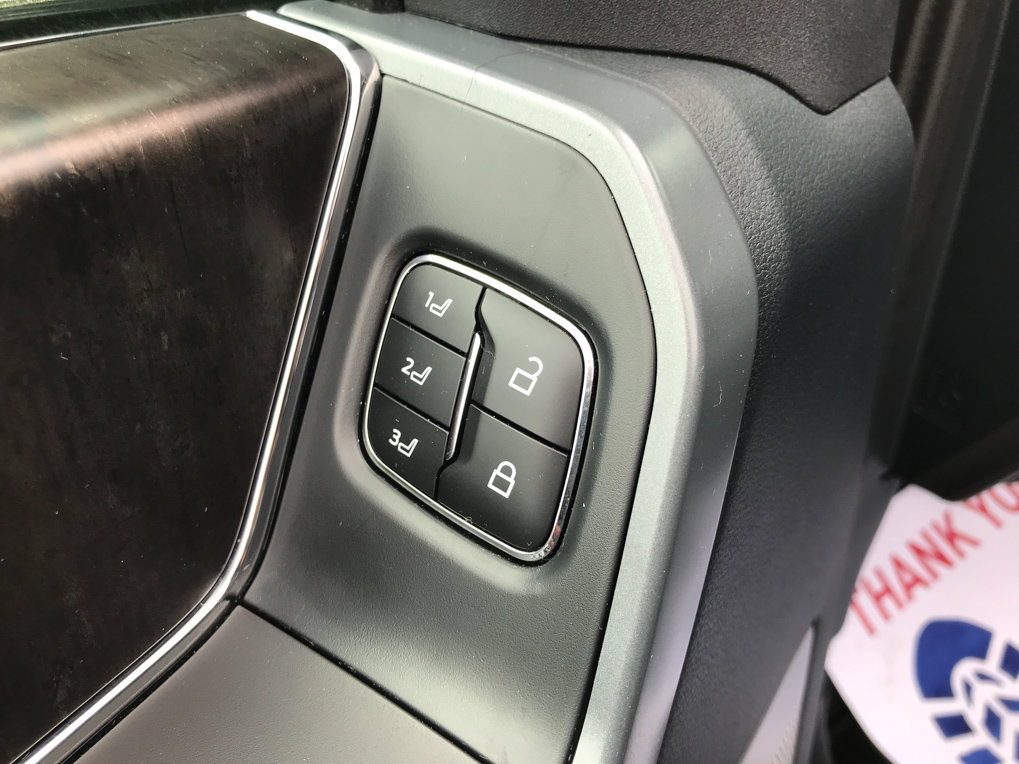 Used 2023 Ford F150 Lariat AWD/4WD image 13