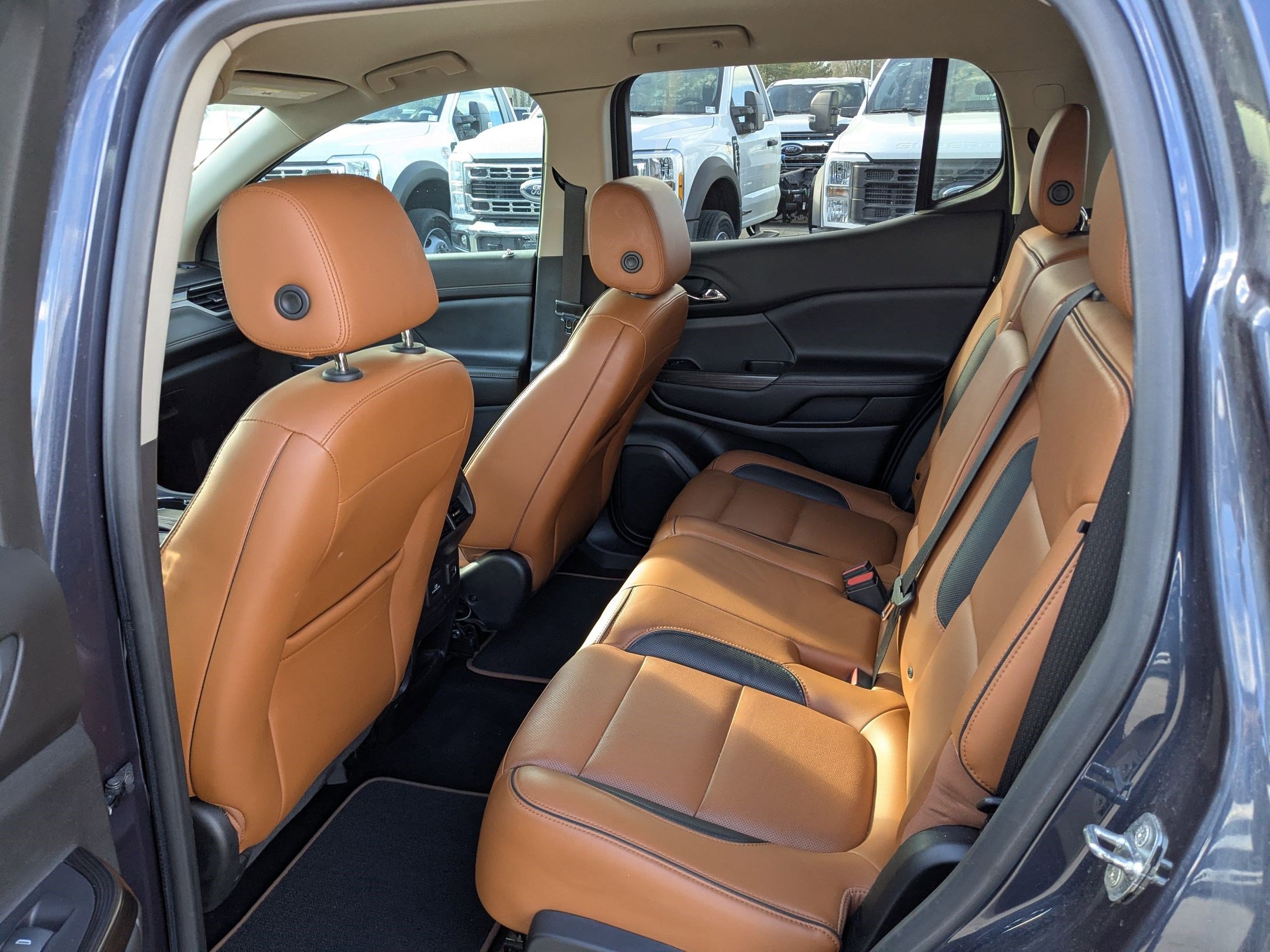 Used 2019 GMC Acadia SLT image 28