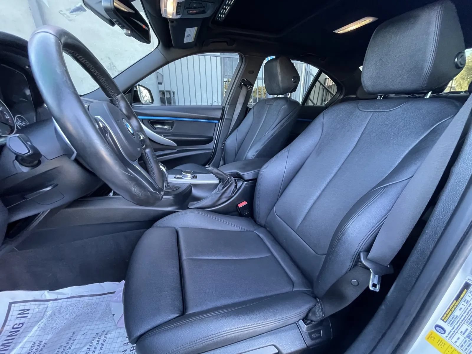 Used 2018 BMW 340i Sedan RWD image 11
