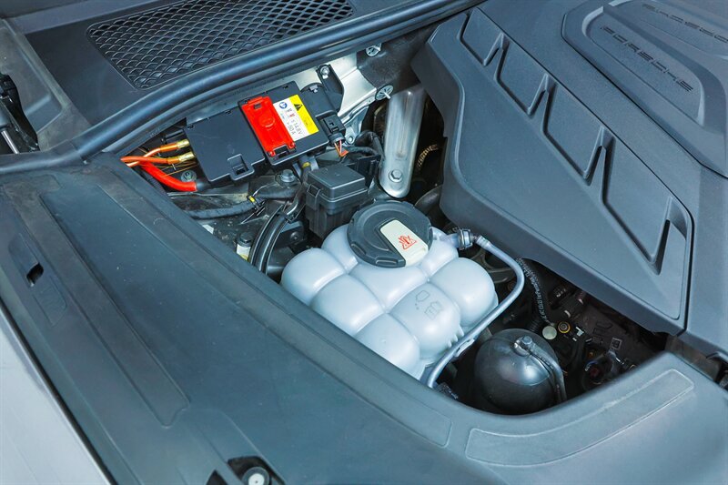 Used 2020 Porsche Cayenne Turbo AWD/4WD image 4