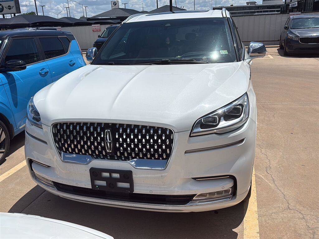 Used 2021 Lincoln Aviator Black Label AWD/4WD image 9