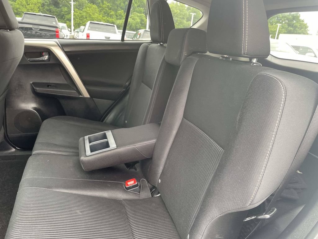 Used 2014 Toyota RAV4 XLE FWD image 12