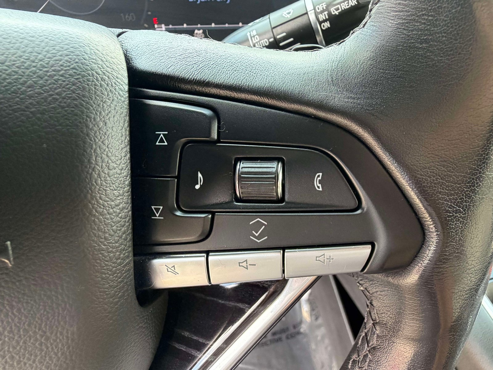 Used 2021 Cadillac Escalade Sport w/ Driver Assist Tech Package AWD/4WD image 13