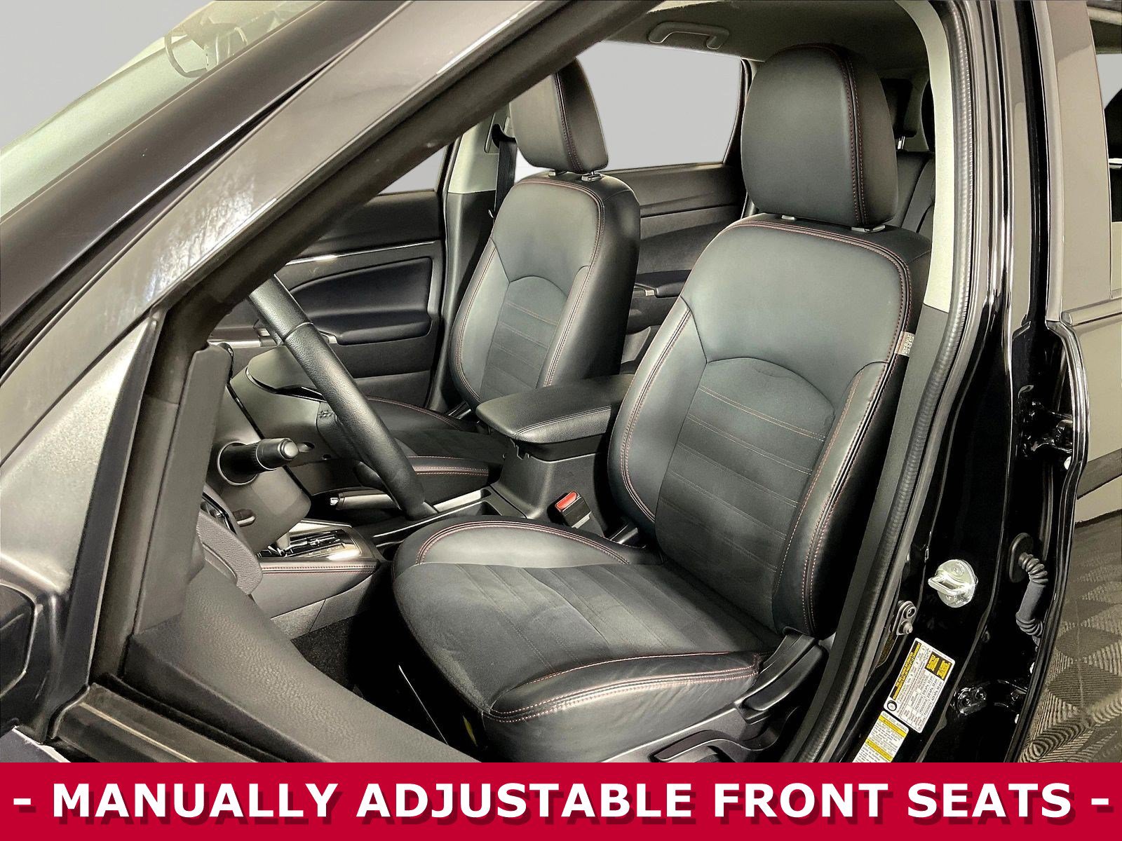 Used 2026 Mitsubishi Outlander Sport SE AWD/4WD image 21
