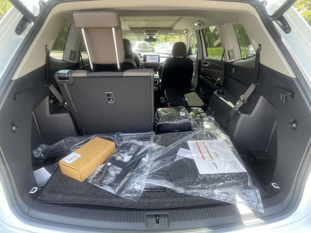 New 2026 Volkswagen Atlas SEL AWD/4WD image 9
