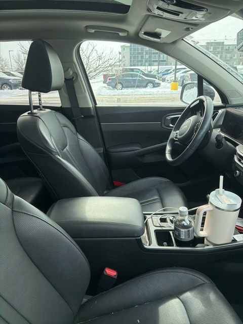 Used 2025 Kia Sorento X-Line EX image 10