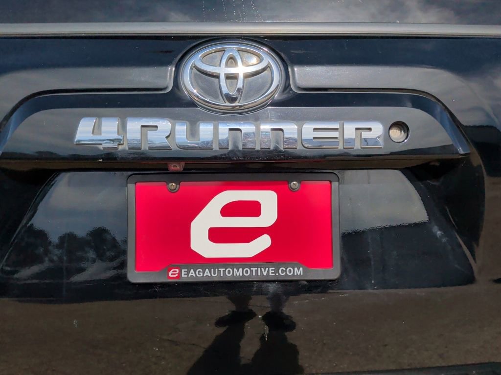 Used 2018 Toyota 4Runner SR5 Premium image 42