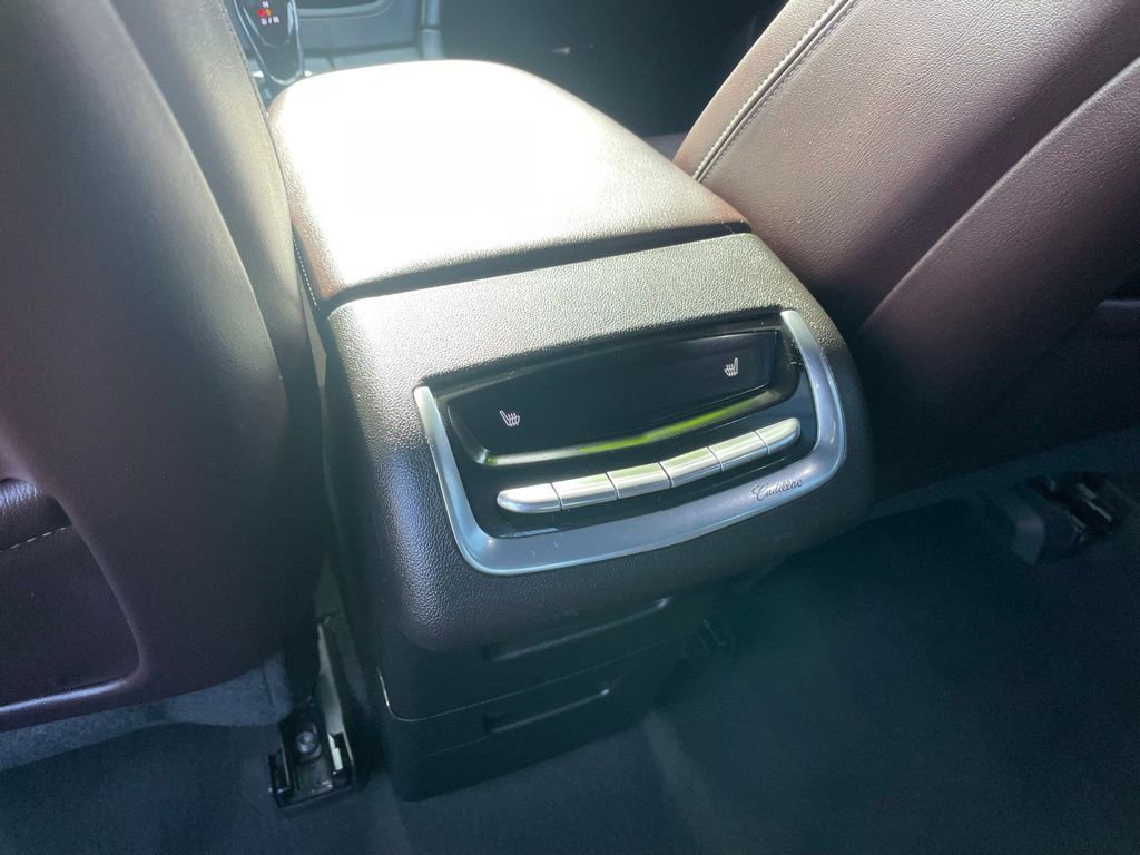 Used 2023 Cadillac XT6 Premium Luxury AWD/4WD image 28