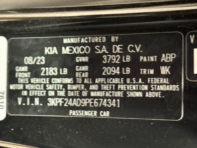 Certified 2023 Kia Forte LXS FWD image 30