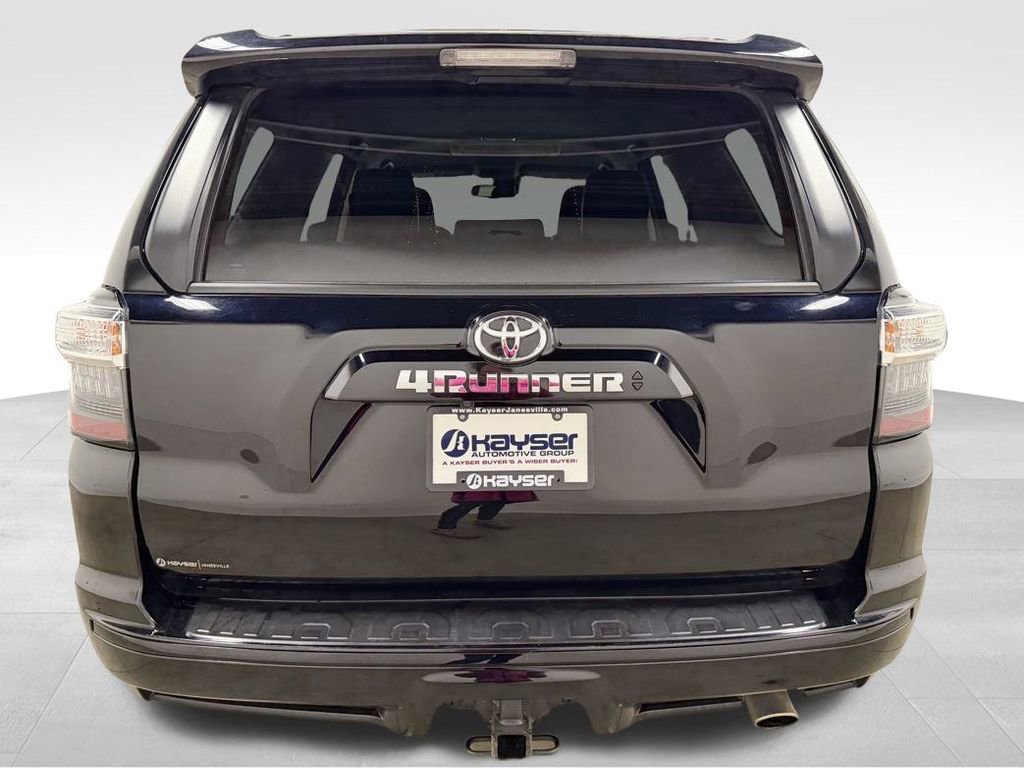 Used 2022 Toyota 4Runner TRD Sport image 4