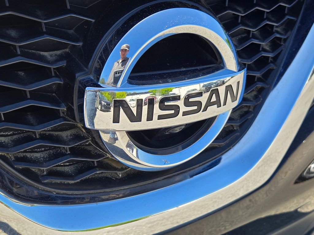 Used 2017 Nissan Rogue Sport SL FWD image 5