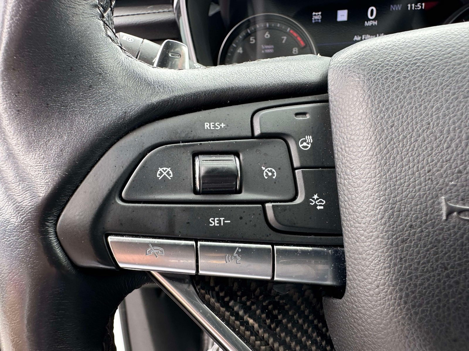 Certified 2022 Cadillac XT6 Sport w/ Technology Package AWD/4WD image 17