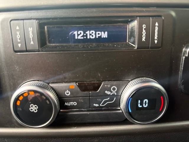 Used 2020 Ford Expedition XLT w/ Equipment Group 202A AWD/4WD image 21
