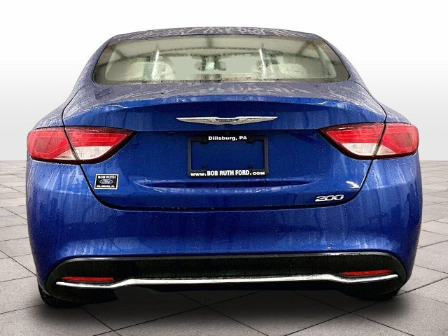Used 2015 Chrysler 200 Limited FWD image 5