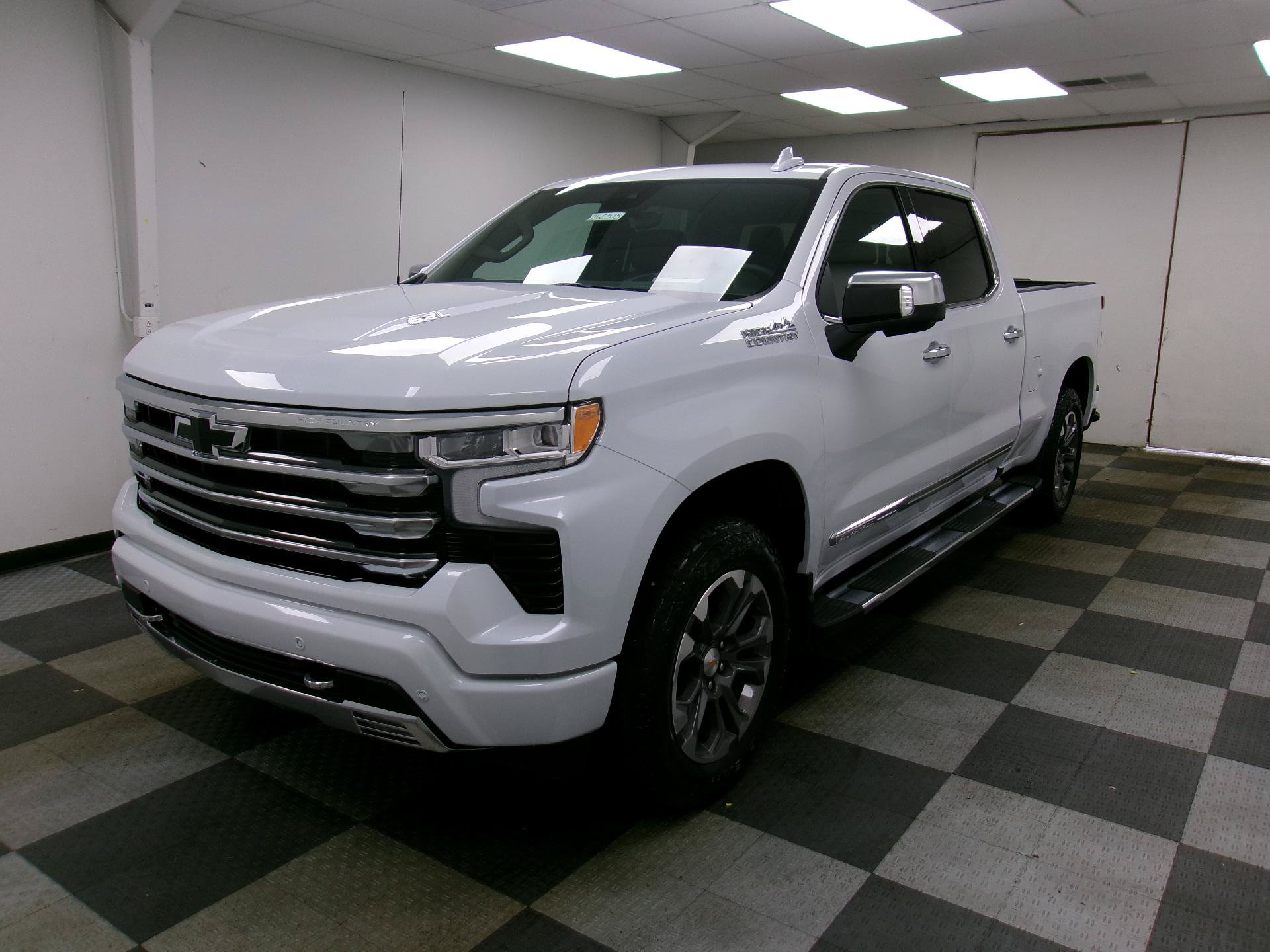 New 2026 Chevrolet Silverado 1500 High Country w/ Technology Package