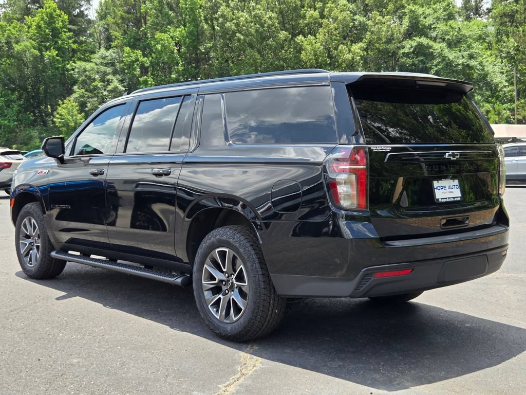 Used 2024 Chevrolet Suburban Z71 AWD/4WD image 4