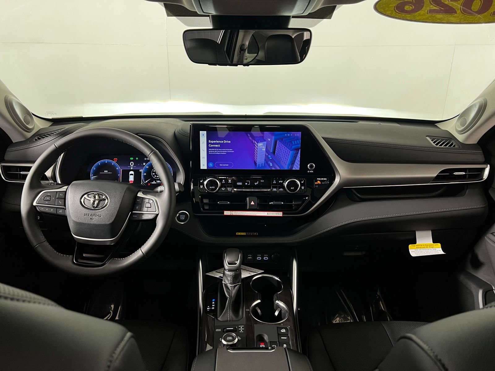 Certified 2026 Toyota Highlander Limited image 28