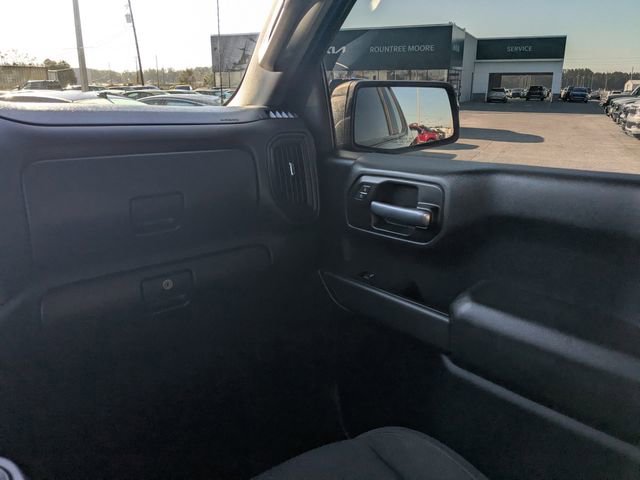 Used 2020 Chevrolet Silverado 1500 Custom w/ Custom Value Package image 13