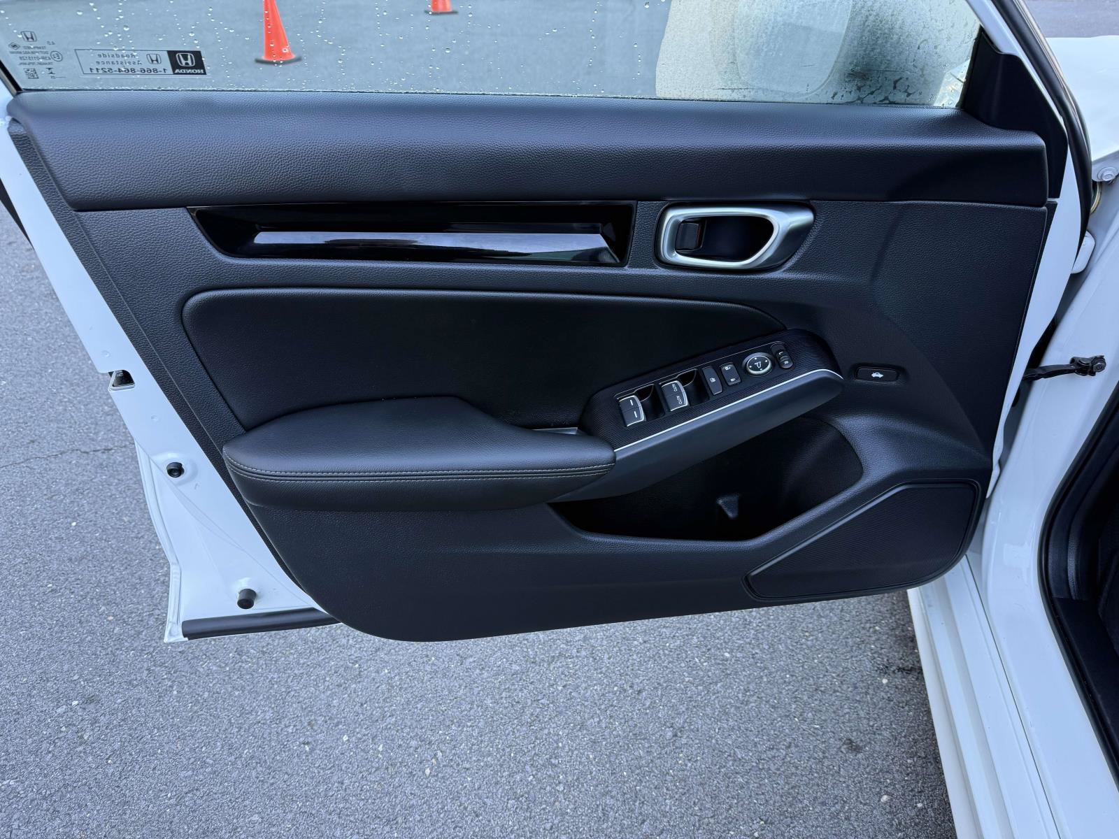 Certified 2025 Honda Civic Sport Touring image 12