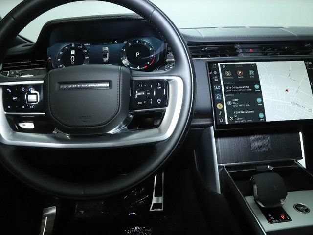 Certified 2025 Land Rover Range Rover Long Wheelbase Autobiography AWD/4WD image 15