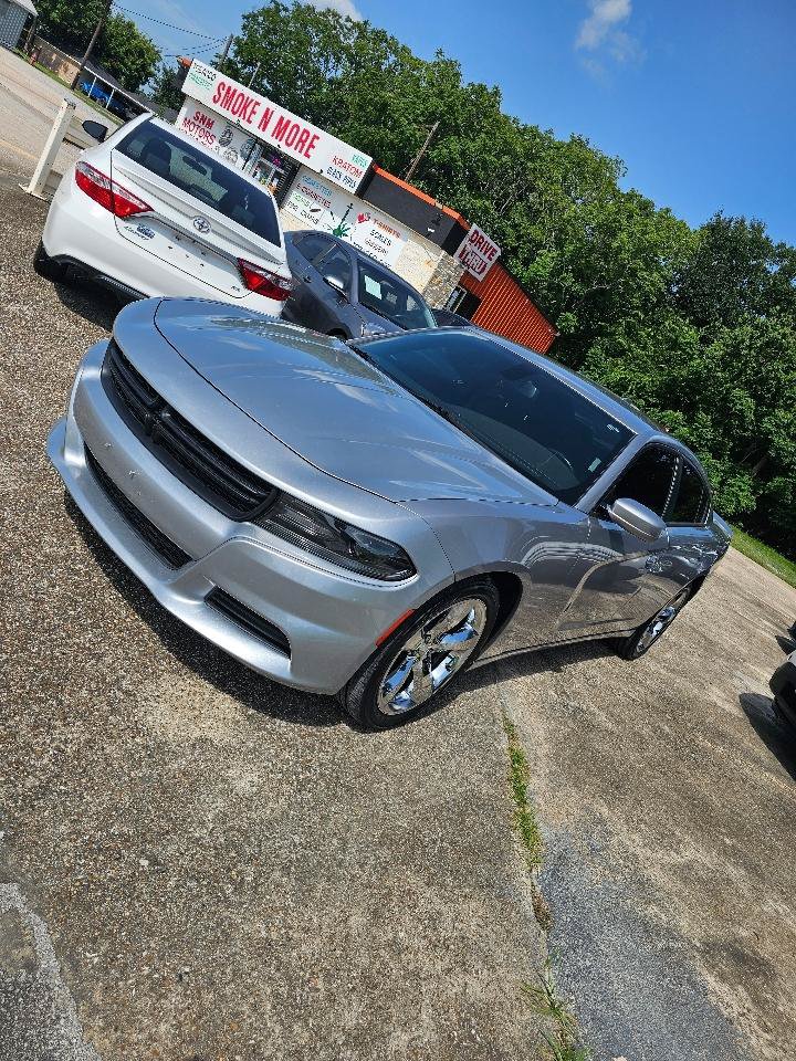 Used 2015 Dodge Charger SE w/ Popular Equipment Group RWD image 9