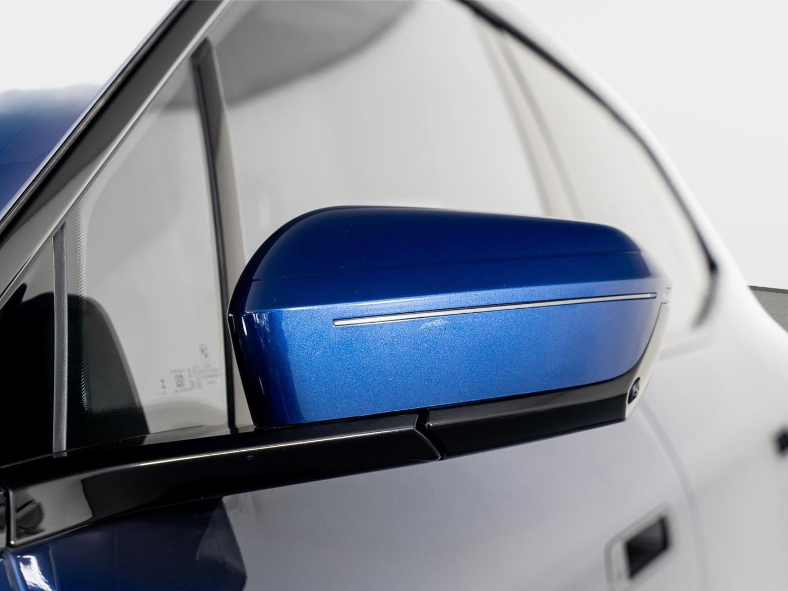 Used 2024 BMW iX M60 image 31
