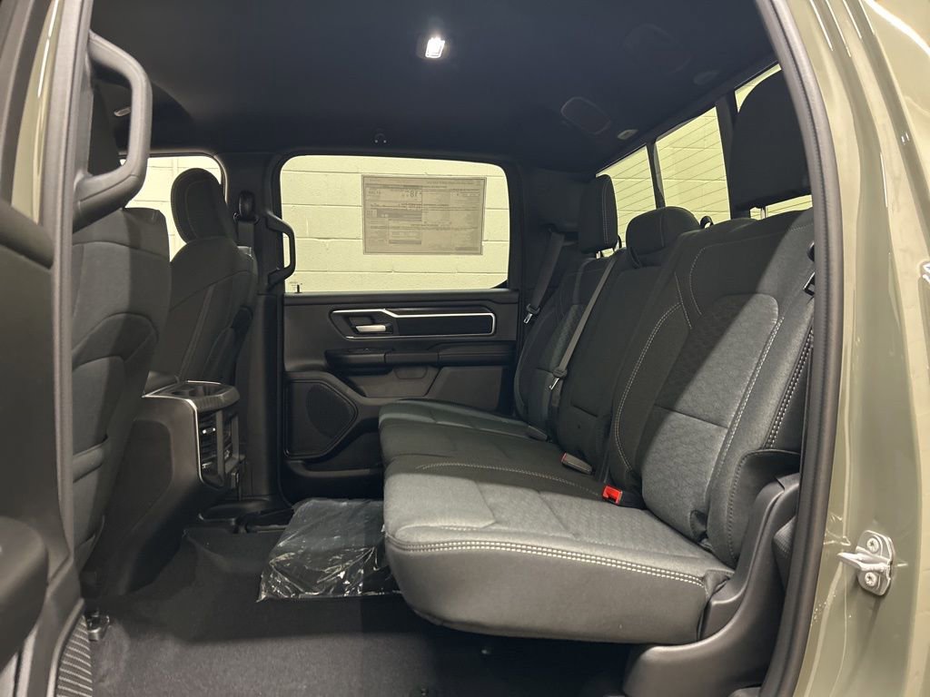 New 2026 RAM 1500 Big Horn AWD/4WD image 10