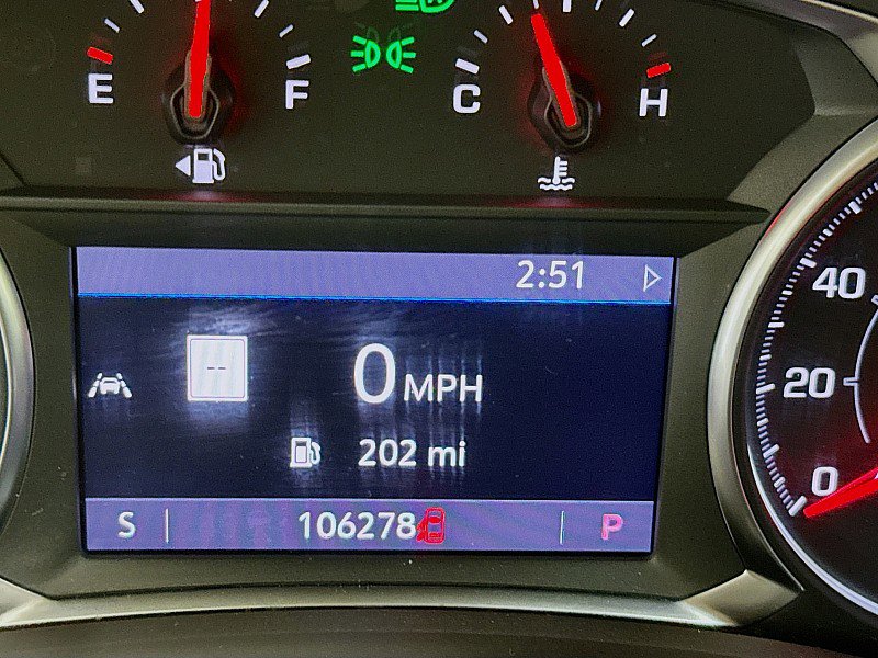 Used 2023 GMC Terrain SLE w/ Driver Convenience Package image 13