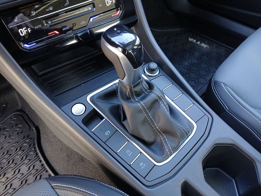 New 2026 Volkswagen Jetta SEL FWD image 24