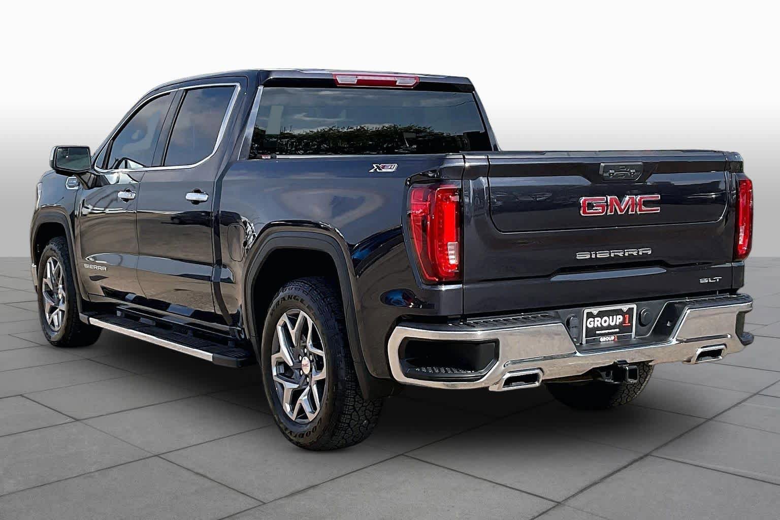 Used 2022 GMC Sierra 1500 SLT w/ SLT Convenience Package image 12