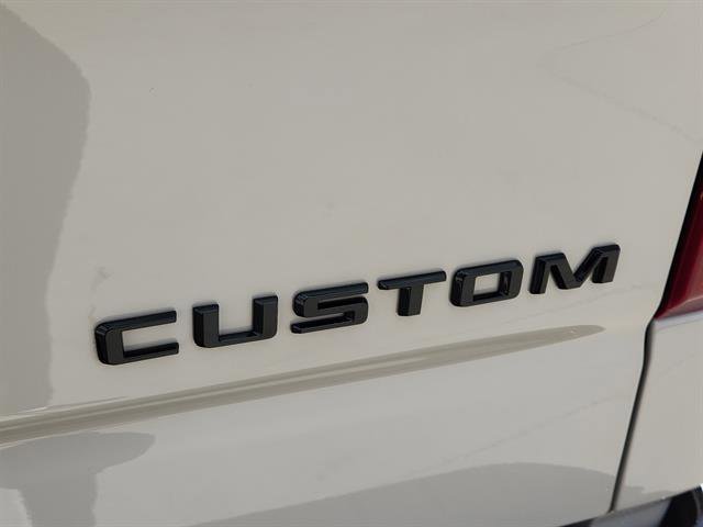 New 2026 Chevrolet Silverado 1500 Custom w/ LPO, Dark Essentials Package image 5