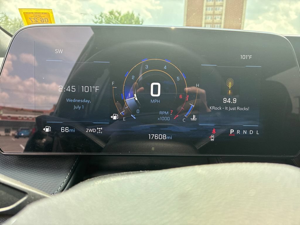 Used 2026 Chevrolet Equinox LT AWD/4WD image 17