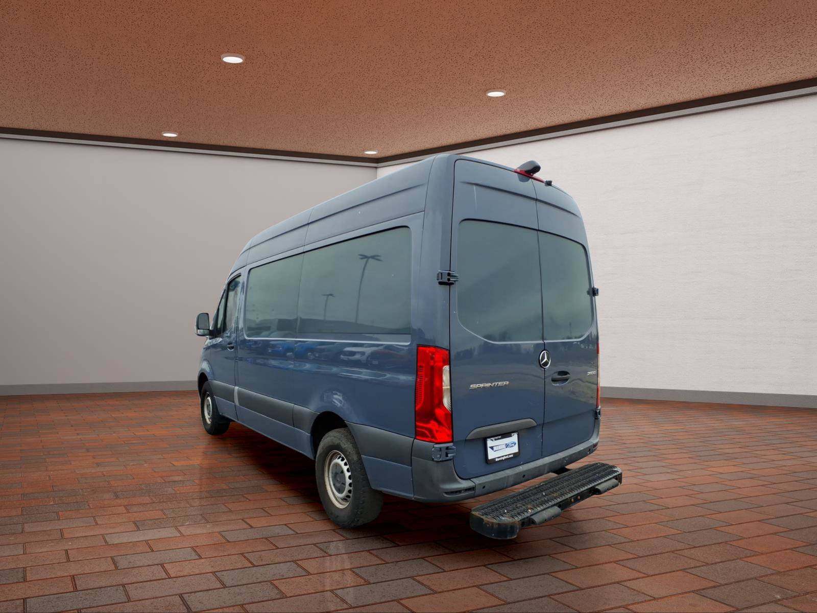 Used 2019 Mercedes-Benz Sprinter 144 image 6