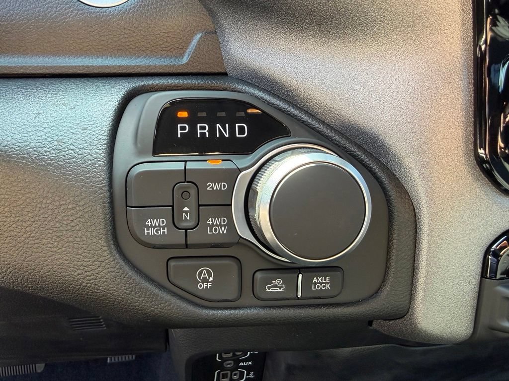 New 2026 RAM 1500 Warlock AWD/4WD image 21