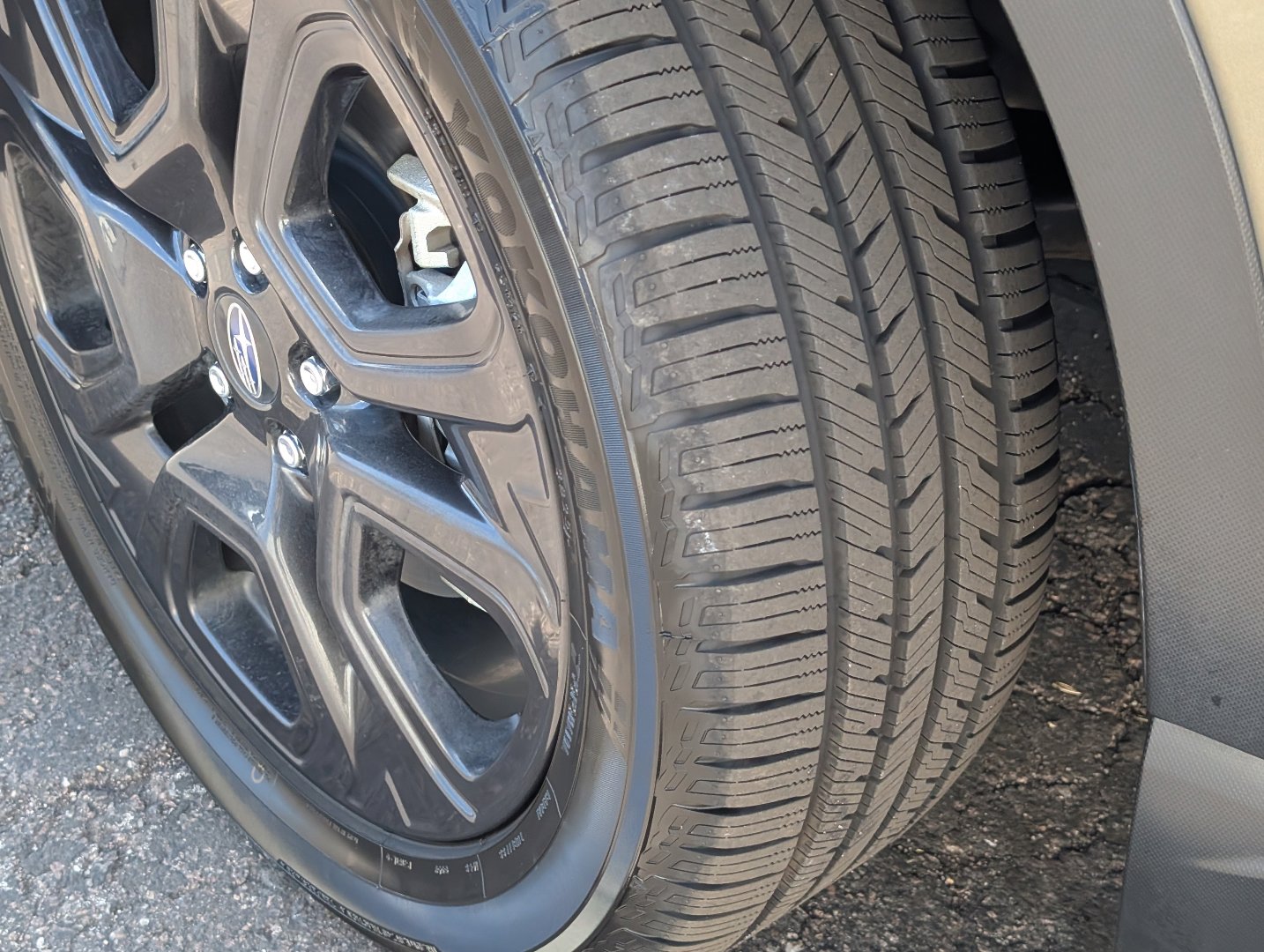 Used 2023 Subaru Ascent Onyx Edition Limited AWD/4WD image 9
