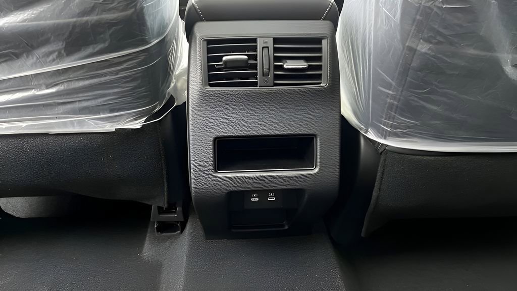 New 2025 Mitsubishi Outlander Trail Edition AWD/4WD image 21