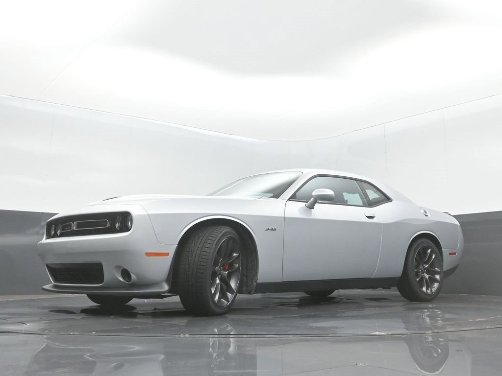Used 2023 Dodge Challenger R/T w/ Performance Handling Group image 11