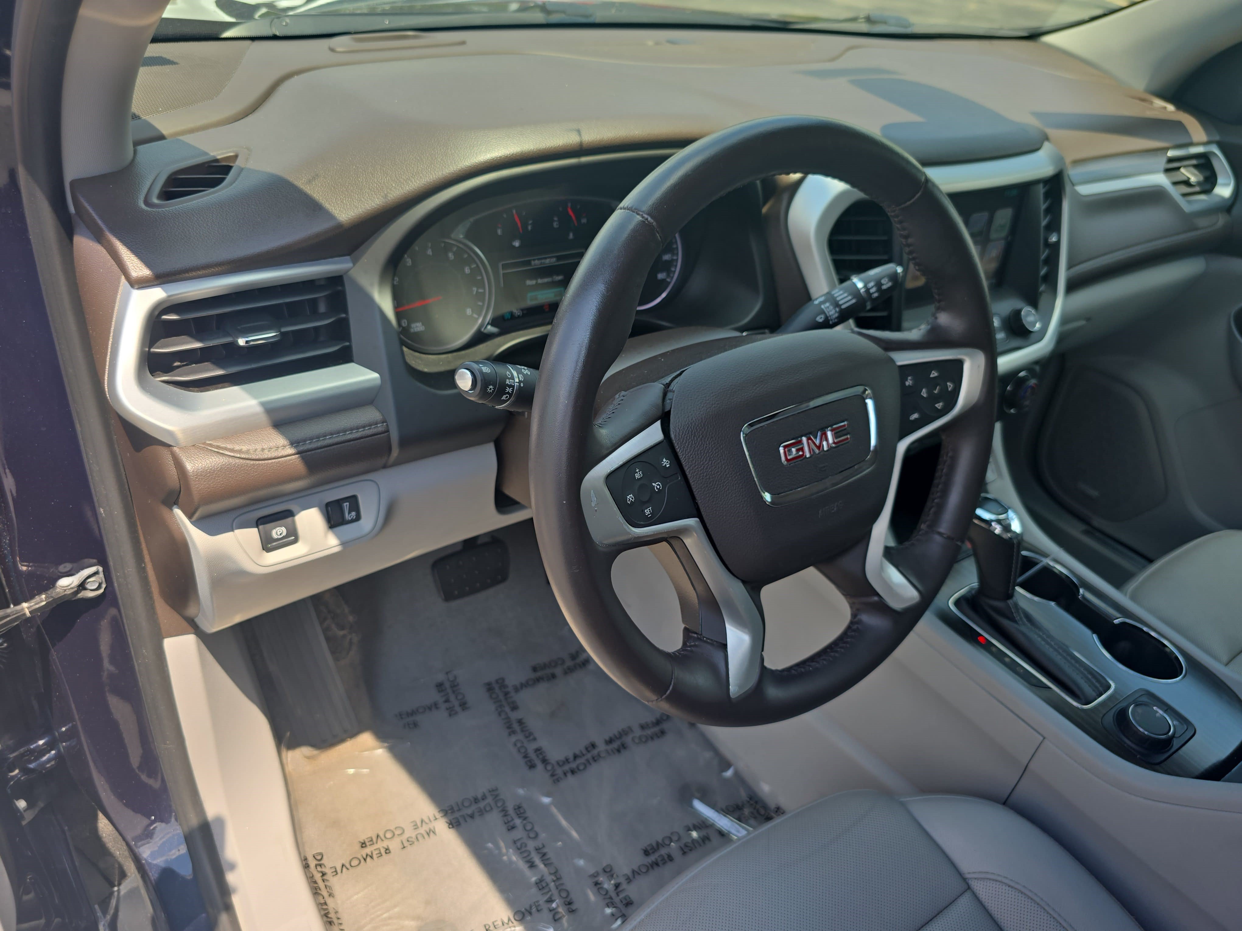 Used 2017 GMC Acadia SLT FWD image 17