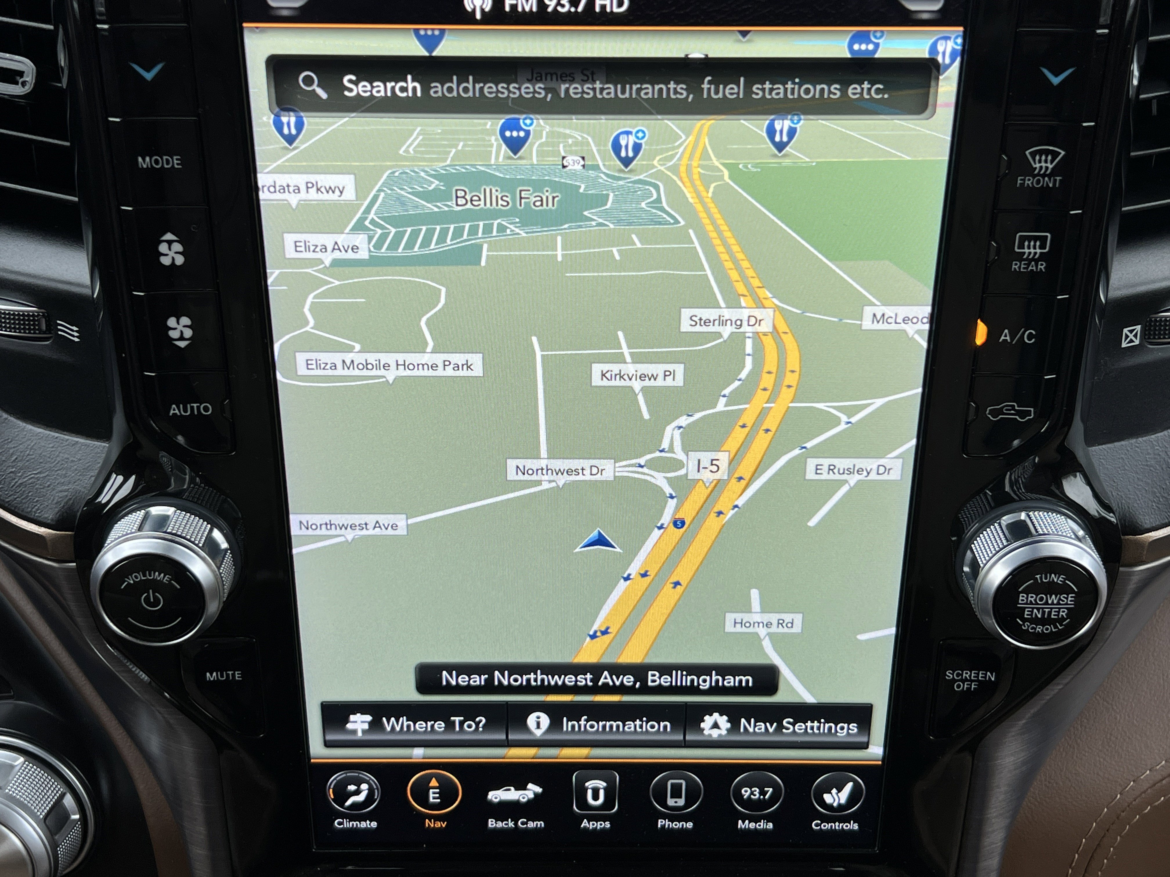 Used 2020 RAM 1500 Longhorn image 12