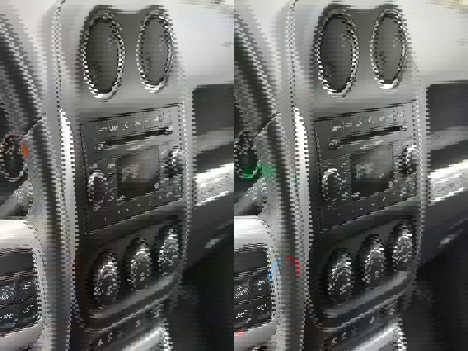 Used 2017 Jeep Compass High Altitude image 27