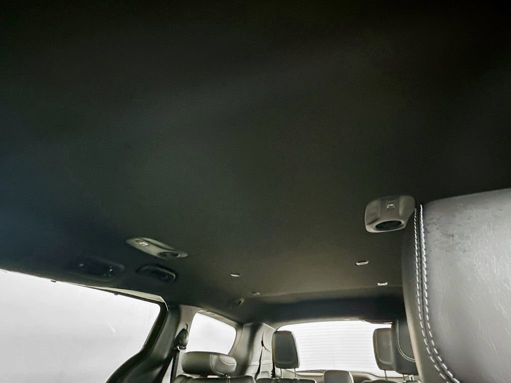 New 2026 Chrysler Pacifica Select FWD image 14