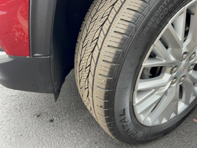 Used 2024 GMC Acadia Elevation image 13