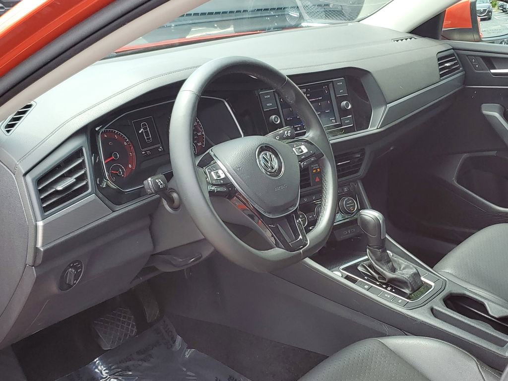 Used 2020 Volkswagen Jetta SE w/ SE Cold Weather Package image 22