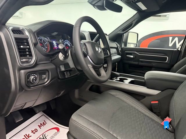 New 2026 RAM 2500 Big Horn AWD/4WD image 10
