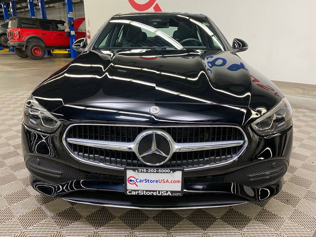 Used 2025 Mercedes-Benz C 300 Sedan image 4