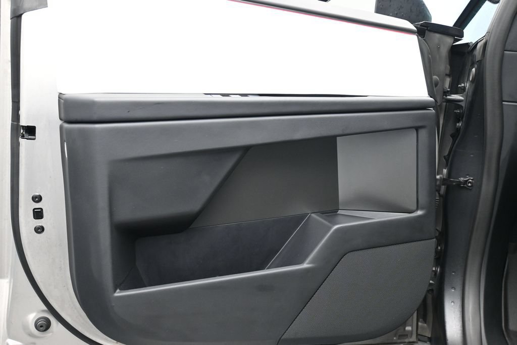 Used 2024 Tesla Cybertruck AWD Crew Cab image 9