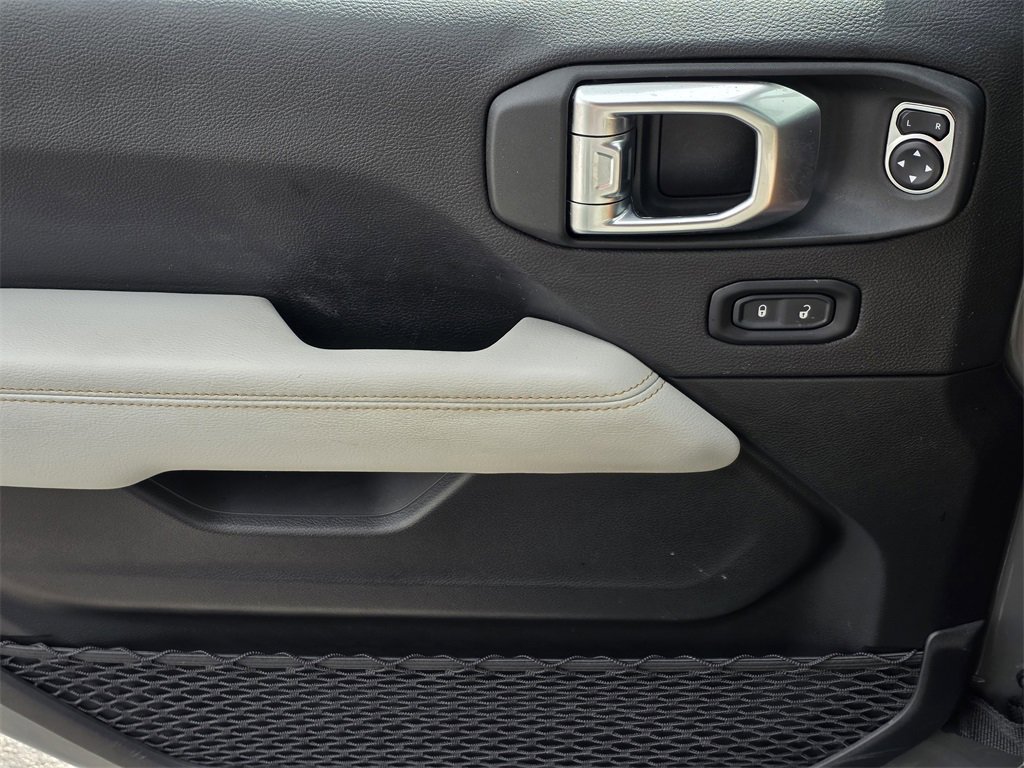 Certified 2023 Jeep Gladiator Overland image 15